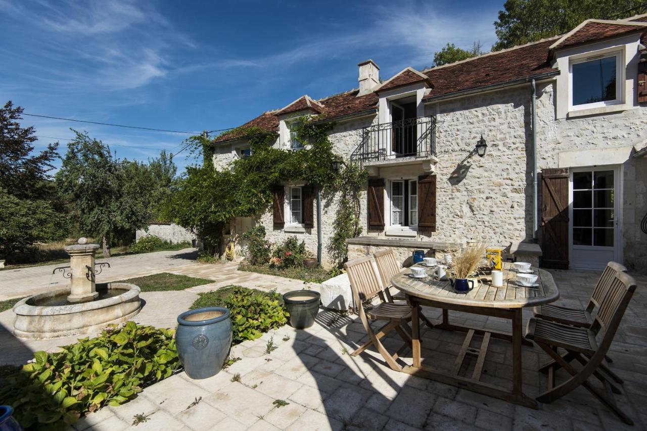 Le Riad Bourguignon Ouanne Экстерьер фото