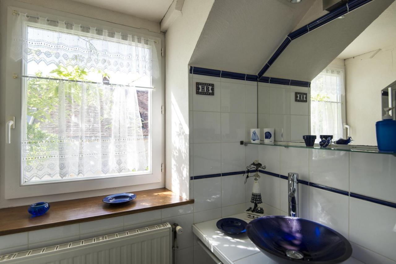 Le Riad Bourguignon Ouanne Экстерьер фото