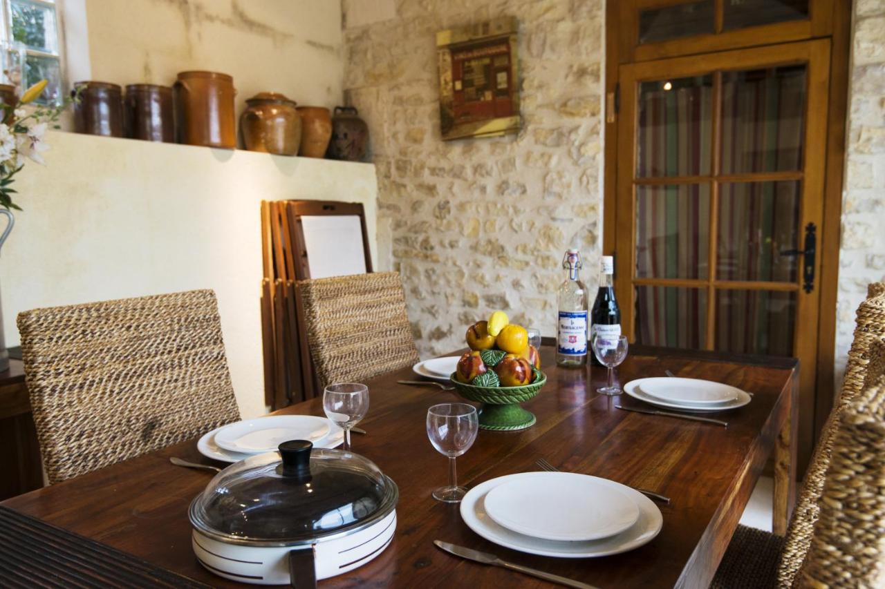 Le Riad Bourguignon Ouanne Экстерьер фото