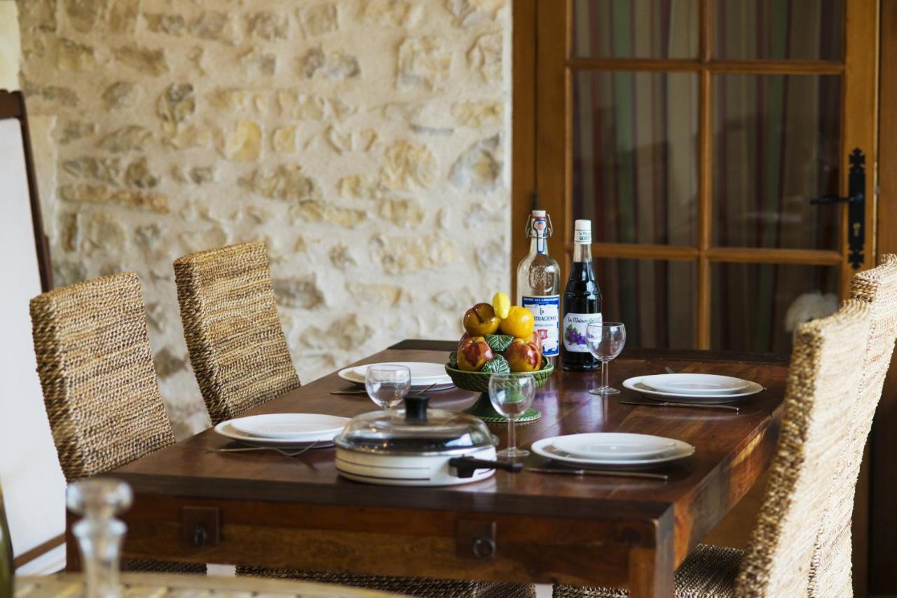 Le Riad Bourguignon Ouanne Экстерьер фото